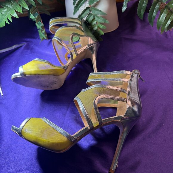 📌Scene Silver Yellow 4.5" High Heel Sandals with Ankle Straps and Zipper - Picture 4 of 15